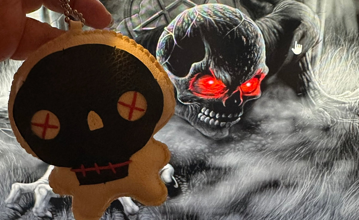 Hypno-Lucky-Zombie Pet Keychains